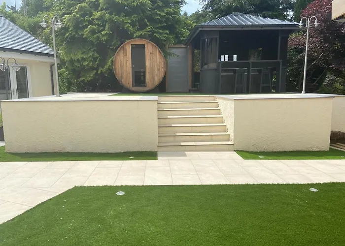 Kirkwirral Guest House&Spa